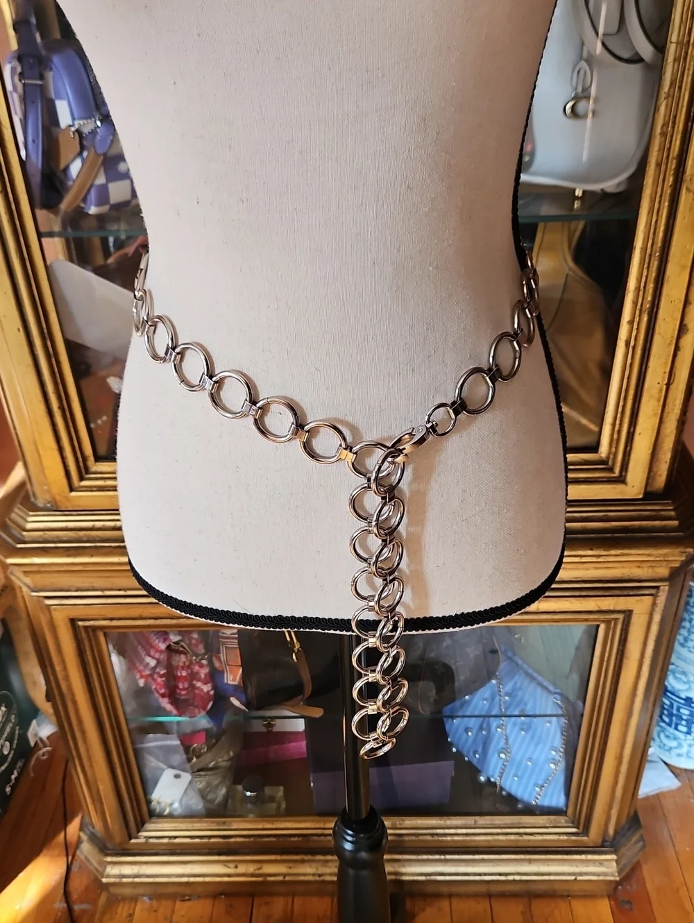 Chain-Link Silver Waist Belt
